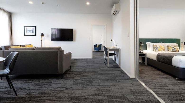 <b>Quest on Thorndon Room</b>. Images powered by <a href="https://iceportal.shijigroup.com/" title="IcePortal" target="_blank">IcePortal</a>.