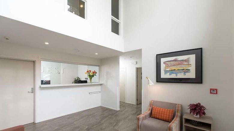 <b>Quest Taupo Lobby</b>. Images powered by <a href="https://iceportal.shijigroup.com/" title="IcePortal" target="_blank">IcePortal</a>.