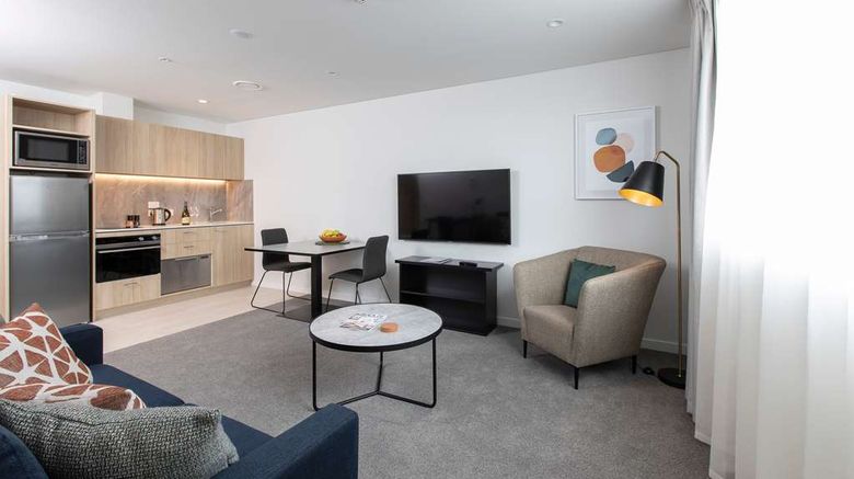 <b>Quest Mount Eden Room</b>. Images powered by <a href="https://iceportal.shijigroup.com/" title="IcePortal" target="_blank">IcePortal</a>.