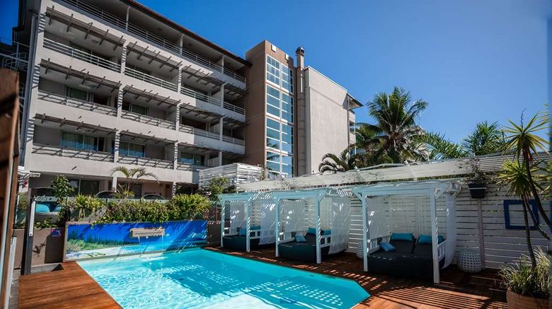 <b>Hotel le Lagon Noumea Pool</b>. Images powered by <a href="https://iceportal.shijigroup.com/" title="IcePortal" target="_blank">IcePortal</a>.