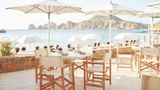 <b>Bahia Hotel & Beach Club Beach</b>. Images powered by <a href="https://iceportal.shijigroup.com/" title="IcePortal" target="_blank">IcePortal</a>.