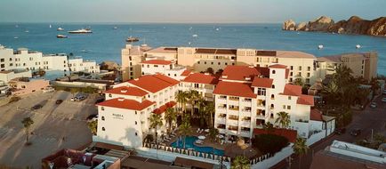 Bahia Hotel & Beach Club Exterior