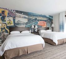 Hotel Versey Chicago Lincoln Park Room