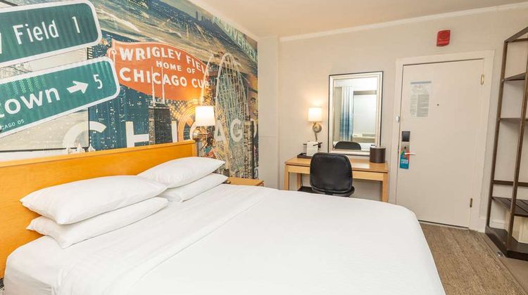 Hotel Versey Chicago Lincoln Park Room