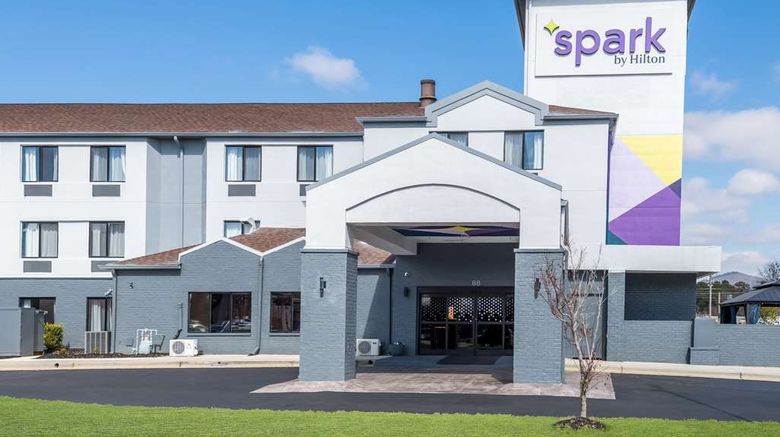 <b>Spark by Hilton Oxford Exterior</b>. Images powered by <a href="https://iceportal.shijigroup.com/" title="IcePortal" target="_blank">IcePortal</a>.