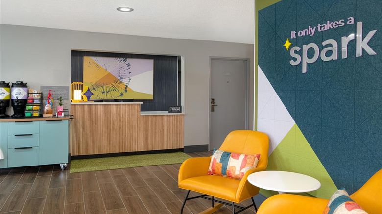 <b>Spark by Hilton Carlisle South Lobby</b>. Images powered by <a href="https://iceportal.shijigroup.com/" title="IcePortal" target="_blank">IcePortal</a>.