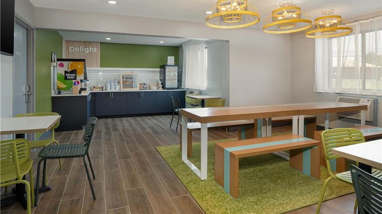 <b>Spark by Hilton Carlisle South Restaurant</b>. Images powered by <a href="https://iceportal.shijigroup.com/" title="IcePortal" target="_blank">IcePortal</a>.