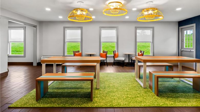 <b>Spark by Hilton Wytheville Holston Rd I Restaurant</b>. Images powered by <a href="https://iceportal.shijigroup.com/" title="IcePortal" target="_blank">IcePortal</a>.