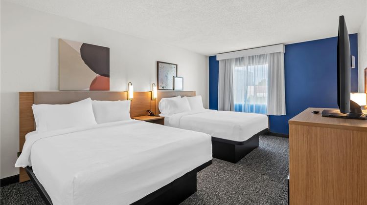 Spark by Hilton Cleveland Beachwood Room