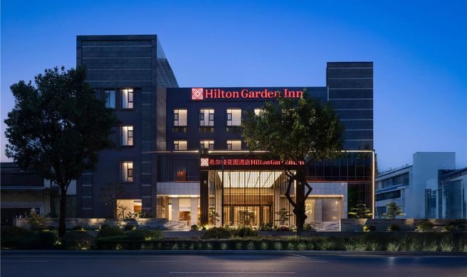 Hilton Garden Inn Chengdu Jinsha Site Exterior