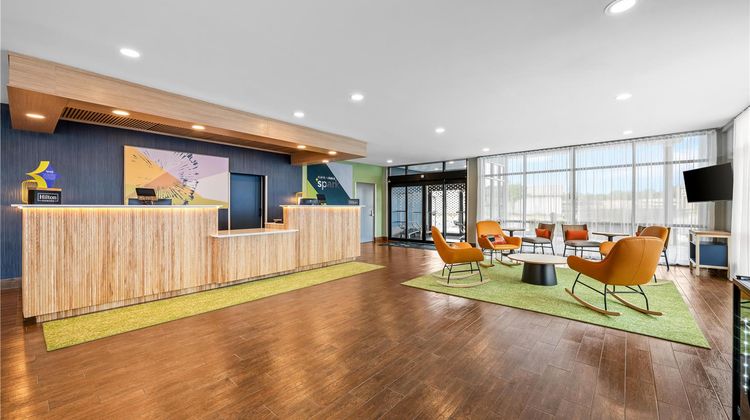 Comfort Suites Lobby