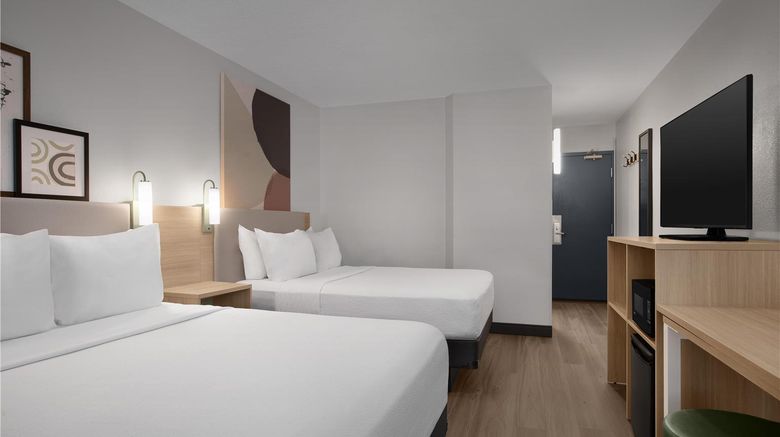 <b>Spark by Hilton Denver East I 70 Room</b>. Images powered by <a href="https://iceportal.shijigroup.com/" title="IcePortal" target="_blank">IcePortal</a>.
