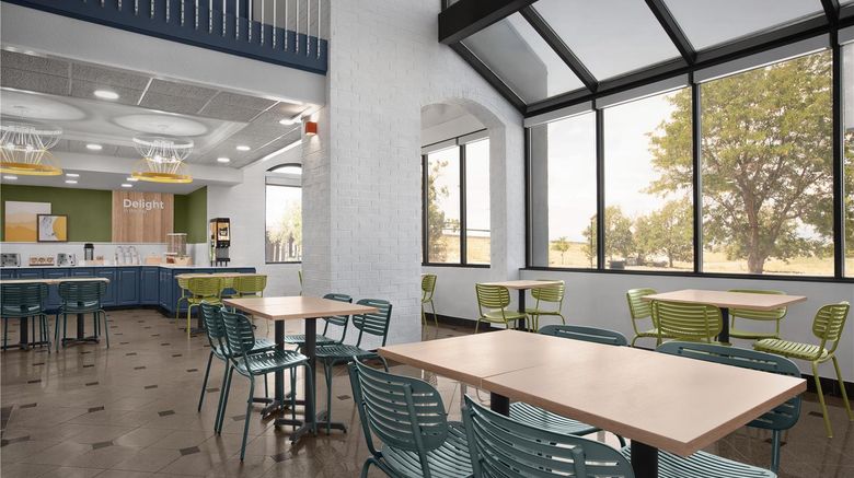 <b>Spark by Hilton Denver East I 70 Restaurant</b>. Images powered by <a href="https://iceportal.shijigroup.com/" title="IcePortal" target="_blank">IcePortal</a>.