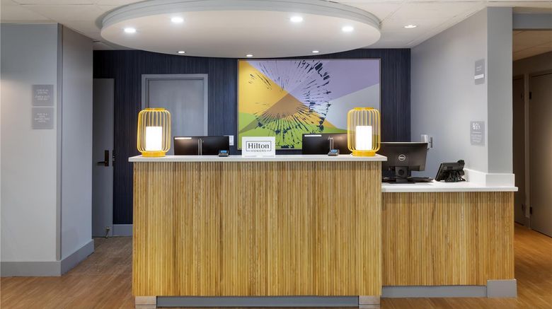 <b>Spark by Hilton Atlanta Airport South Co Lobby</b>. Images powered by <a href="https://iceportal.shijigroup.com/" title="IcePortal" target="_blank">IcePortal</a>.