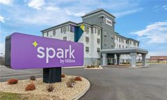 Spark by Hilton Cincinnati Fairfield