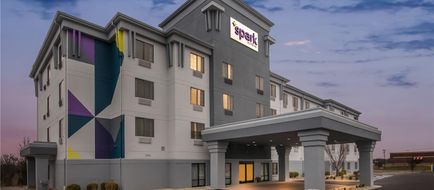 Spark by Hilton Cincinnati Fairfield Exterior