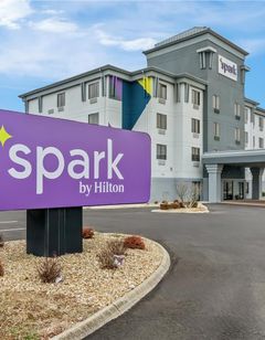 Spark by Hilton Cincinnati Fairfield