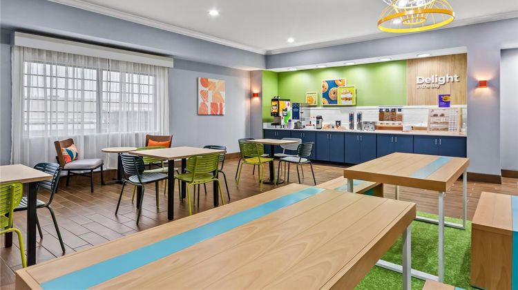 Spark by Hilton Cincinnati Fairfield Restaurant