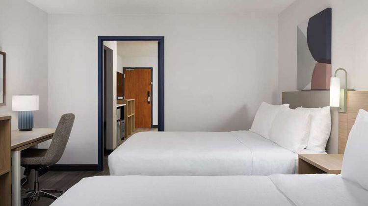Spark by Hilton Guelph Room