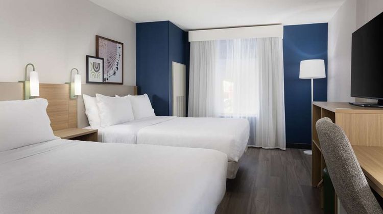 Spark by Hilton Guelph Room