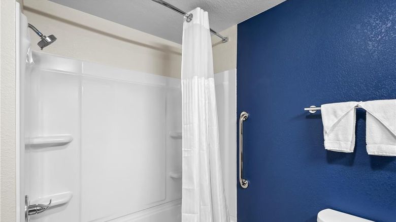<b>Spark by Hilton Alpharetta Roswell Room</b>. Images powered by <a href="https://iceportal.shijigroup.com/" title="IcePortal" target="_blank">IcePortal</a>.