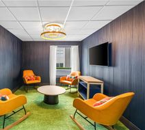 Spark by Hilton Alpharetta Roswell Lobby