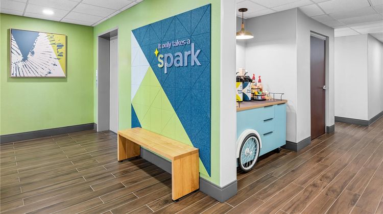 Spark by Hilton Stillwater Lobby
