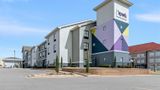 <b>Spark by Hilton Shawnee Exterior</b>. Images powered by <a href="https://iceportal.shijigroup.com/" title="IcePortal" target="_blank">IcePortal</a>.