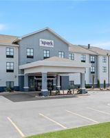 Spark by Hilton Shawnee