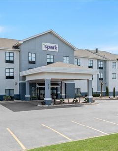 Spark by Hilton Shawnee