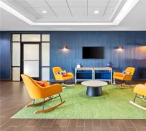 Spark by Hilton Shawnee Lobby