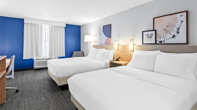 Spark by Hilton Shawnee Room