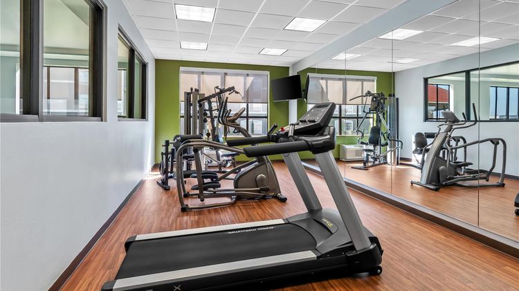 Spark by Hilton Shawnee Health