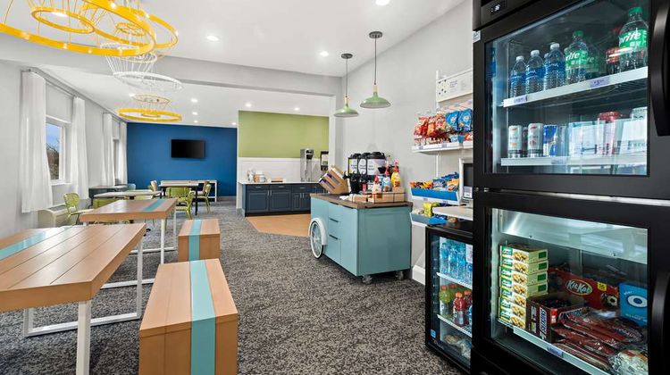 Spark by Hilton Moline Quad Cities Restaurant