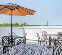 Sleep Inn & Suites Clarion Exterior