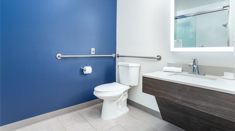 <b>Sleep Inn & Suites Clarion Room</b>. Images powered by <a href="https://iceportal.shijigroup.com/" title="IcePortal" target="_blank">IcePortal</a>.