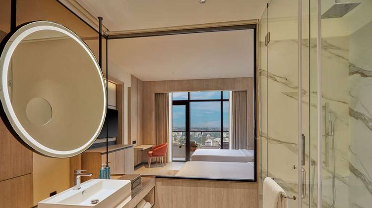 Hilton Gurugram Baani City Centre Room