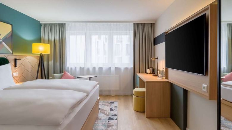 <b>Spark by Hilton Stuttgart Sindelfingen Room</b>. Images powered by <a href="https://iceportal.shijigroup.com/" title="IcePortal" target="_blank">IcePortal</a>.