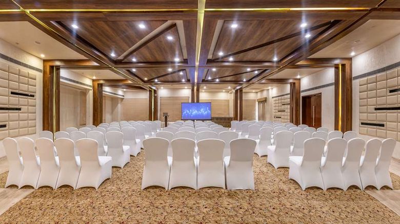 <b>Glenview Resort, Radisson Individuals Ballroom</b>. Images powered by <a href="https://iceportal.shijigroup.com/" title="IcePortal" target="_blank">IcePortal</a>.