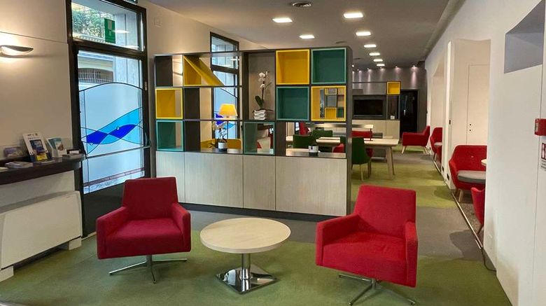 <b>Sure Hotel by Best Western Turin City Lobby</b>. Images powered by <a href="https://iceportal.shijigroup.com/" title="IcePortal" target="_blank">IcePortal</a>.