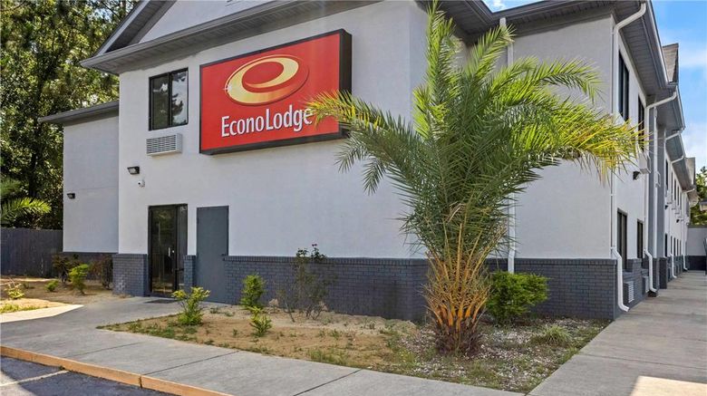 <b>Econo Lodge Exterior</b>. Images powered by <a href="https://iceportal.shijigroup.com/" title="IcePortal" target="_blank">IcePortal</a>.