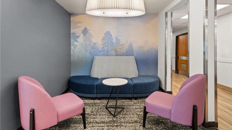 <b>Sleep Inn & Suites Verona Lobby</b>. Images powered by <a href="https://iceportal.shijigroup.com/" title="IcePortal" target="_blank">IcePortal</a>.