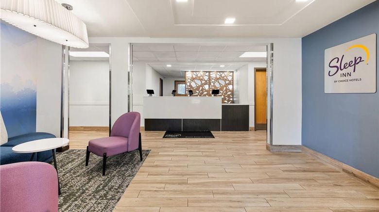 <b>Sleep Inn & Suites Verona Lobby</b>. Images powered by <a href="https://iceportal.shijigroup.com/" title="IcePortal" target="_blank">IcePortal</a>.