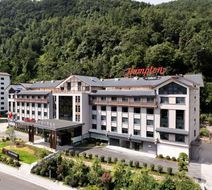 Hampton by Hilton Tianmen Mountain Exterior
