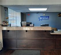 Americas Best Value Inn Moline Lobby