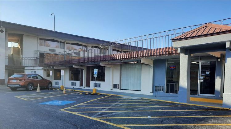 Americas Best Value Inn Moline Other