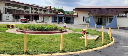 Americas Best Value Inn Moline Exterior