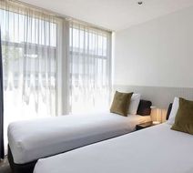 Quest Parnell Room