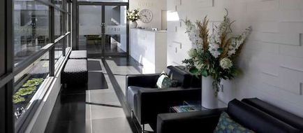 Quest Parnell Lobby