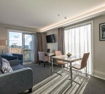 Quest Petone Room